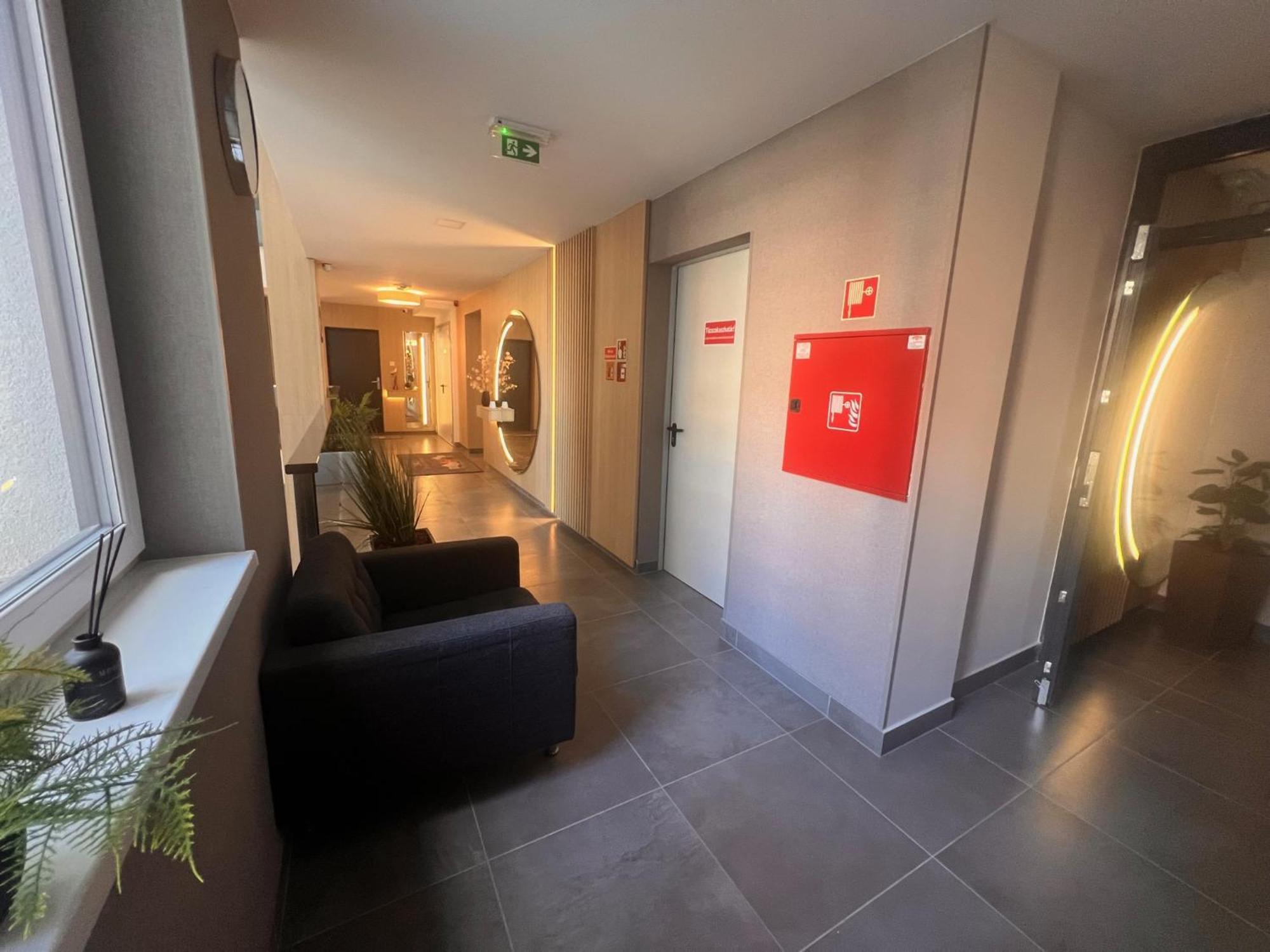Karzo Property Lk 204 Budapest Bagian luar foto