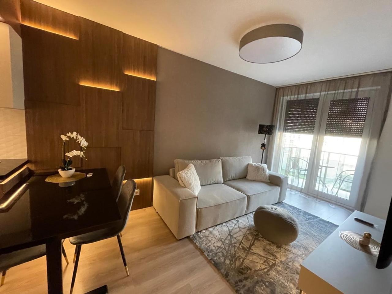 Karzo Property Lk 204 Budapest Bagian luar foto